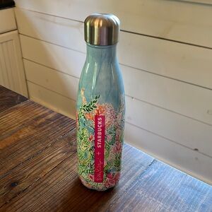 Lilly Pulitzer swell bottle